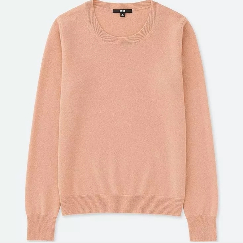Uniqlo Cashmere Sweater NWT